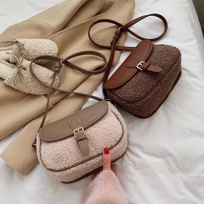 

ASDS-Women's Lamb Wool Shoulder Bag Fashion Retro Casual Messenger Bag Mini Square Bag Plush Bag Mobile Phone Bag