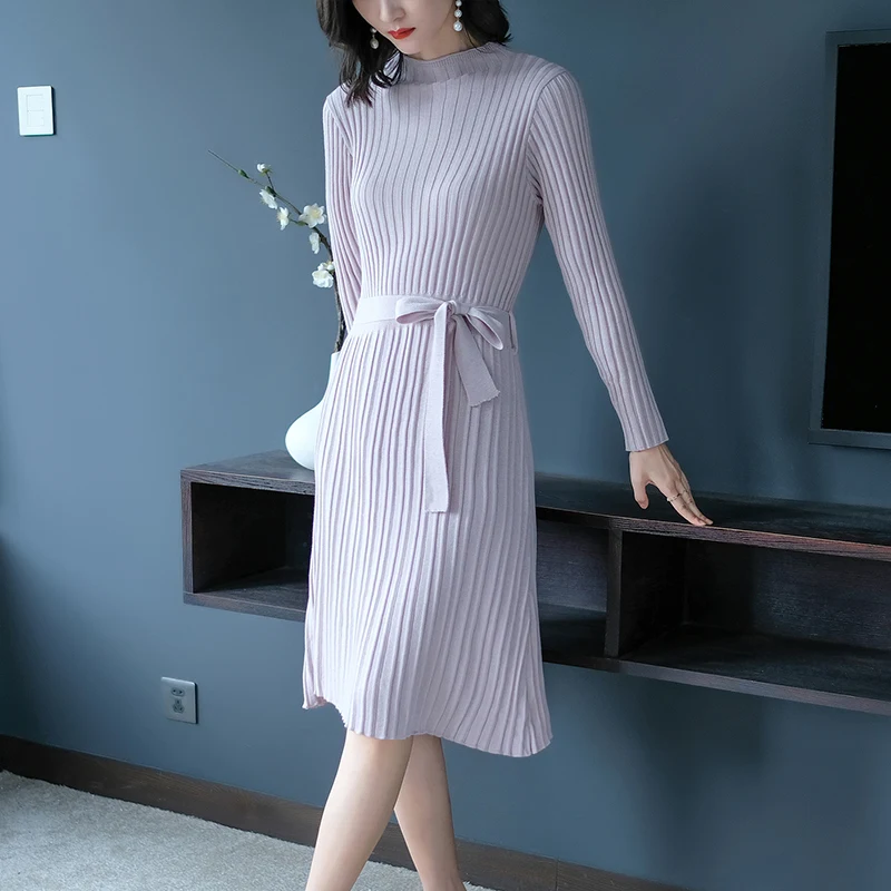 Трикотажное платье-свитер Женское шерстяное платье с воротником-хомутом и