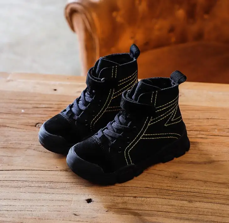 Kids Martin Boots Boys Snow Shoes Waterproof Warm Fur Children Ankle Boots Toddler Boys Winter Sneakers Child Canvas Shoes - Цвет: Черный
