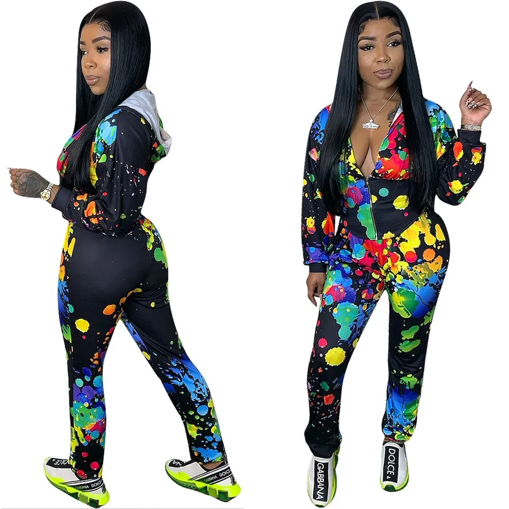 

2021 Fashion Temperament Women's Autumn and Winter Two-piece V-neck Zipper Cardigan Hooded Graffiti Printed Two-piece Suit