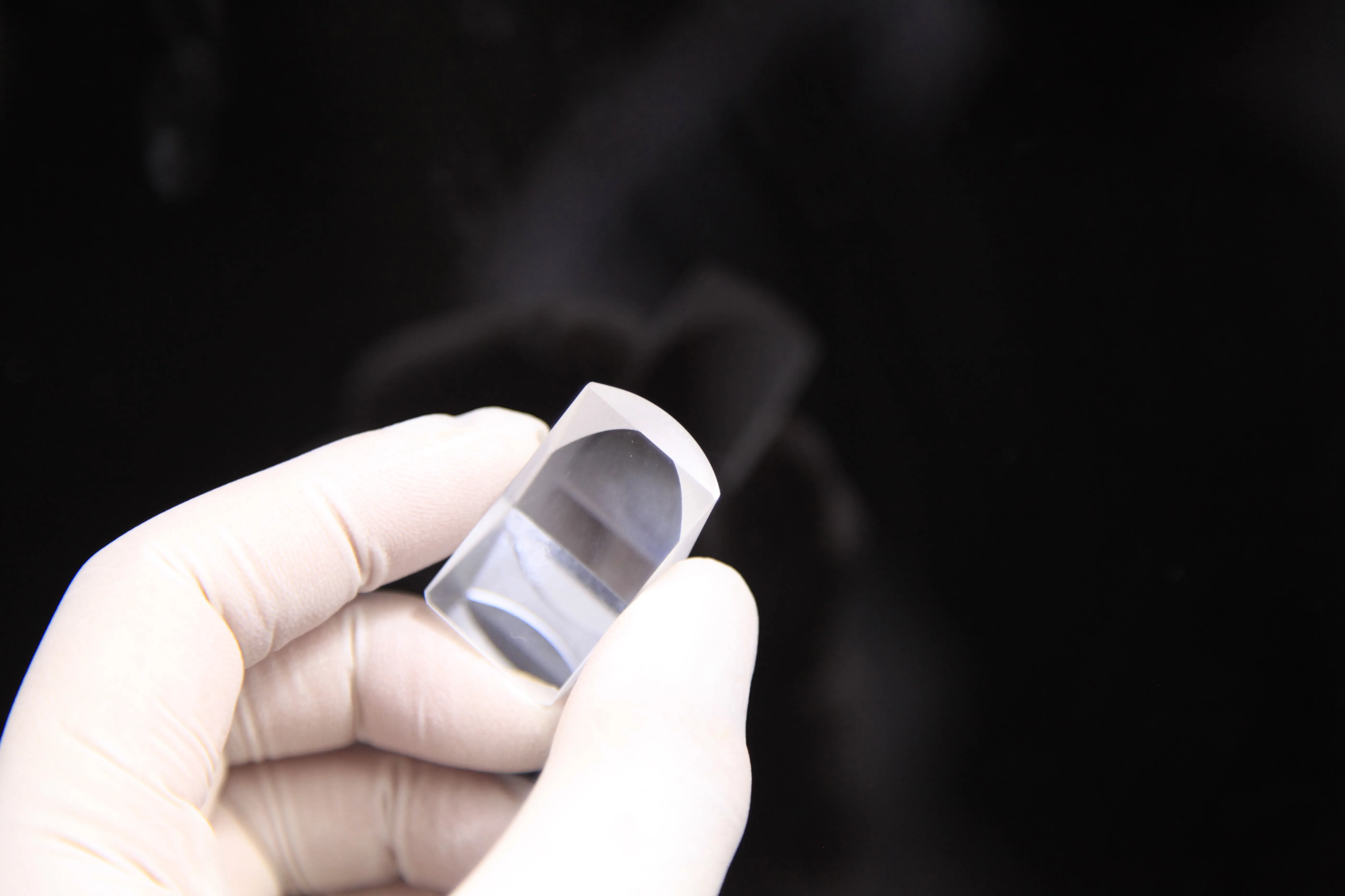 

Wholesale Custom Optical Quality K9 Glass Roof Prism Anti-reflection Coating High Test Experimental Components