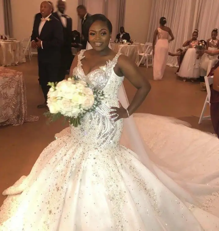 

Crystals Beads Mermaid Wedding Dresses Straps Long Train Africa Bridal Gowns Appliques Lace Cathedral Chapel Plus Size Bridal
