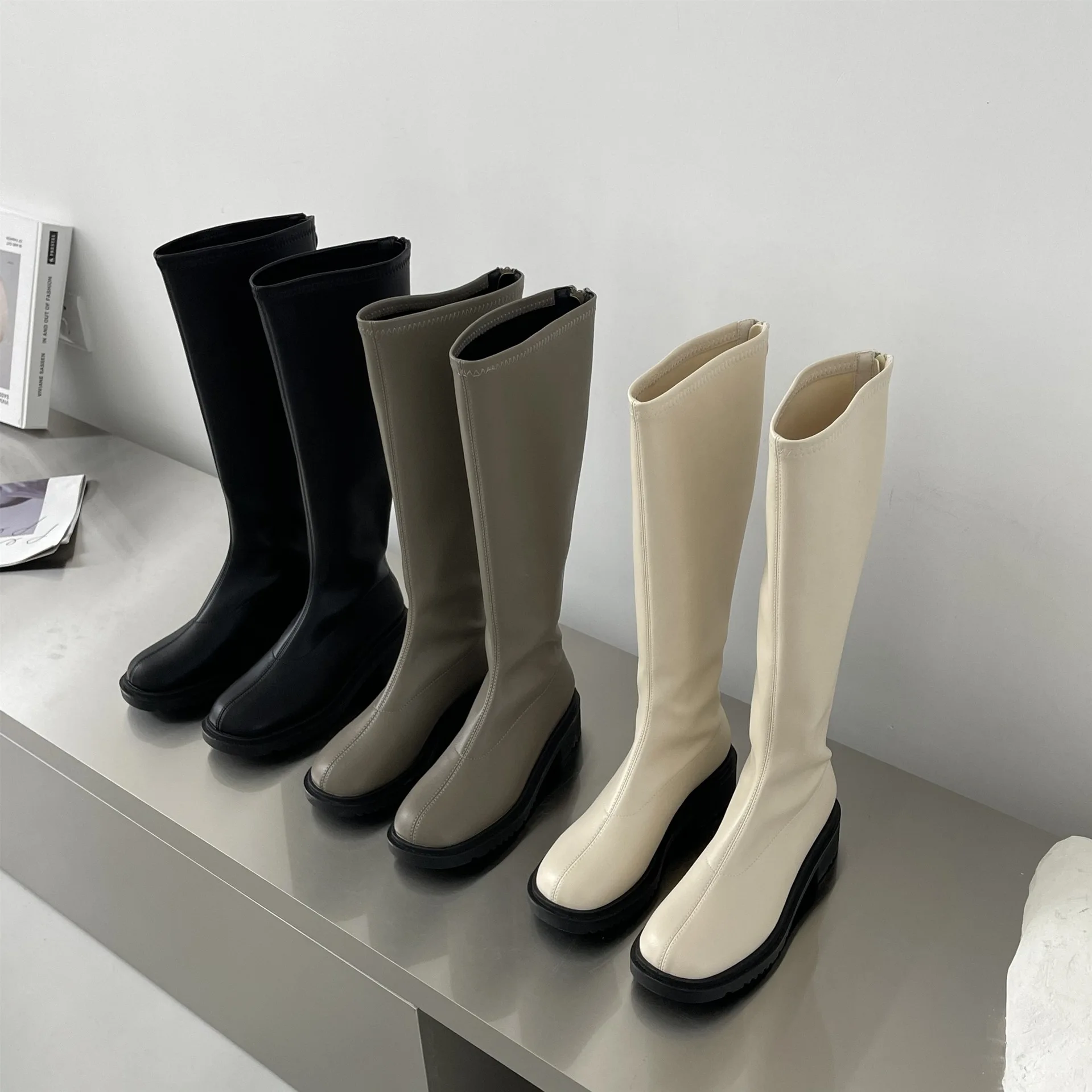 

Женские резиновые сапоги на молнии, привлекательные высокие сапоги до бедра на высоком каблуке, женские ботфорты с круглым носком для дождя...