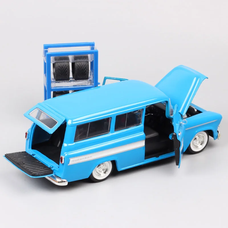 1/24 Jada Bigtime классика GM 1957 Шевроле SUV спортивные Diecasts автомобили металлические модели весы игрушки Бесплатные Шины