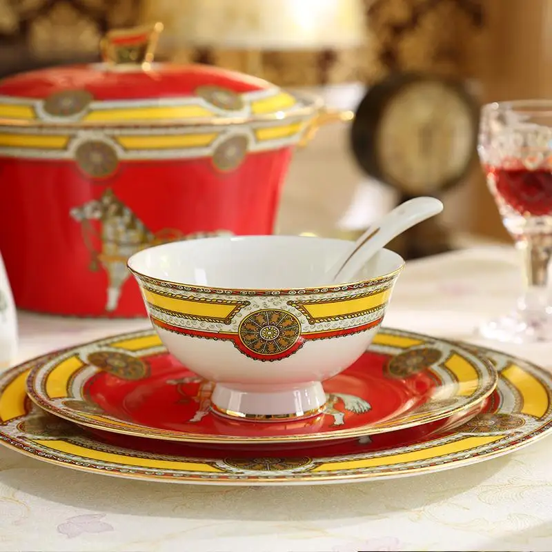 

Tableware European style set bone china 58 family bowls, plates, cups, dishes, luxurious stage decoration, wedding gift box