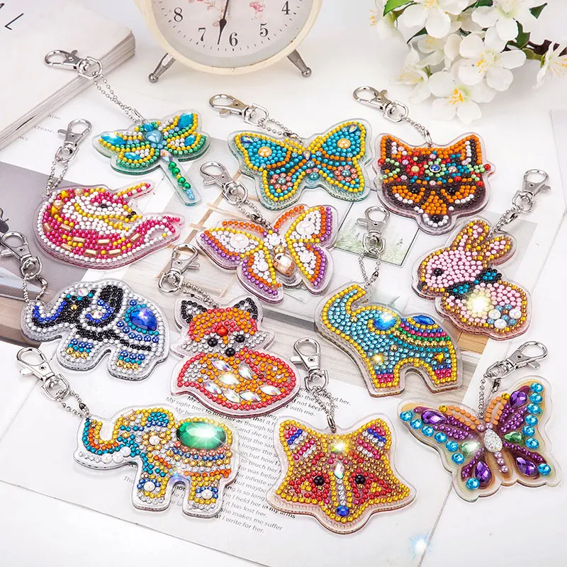 

Multicolor Elephant Anima Keychain Acrylic Embroidery DIY Kit Diamond Painting Rhinestone Keyring Jewelry Kits Accessories, 1Set