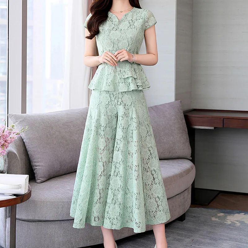 Женский комплект из 2 предметов элегантный кружевной двух с вырезами брюки