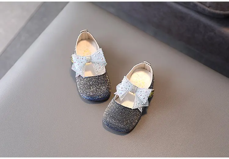 bata children's sandals Children Shoes Girl Leather Shoes New Spring/Autumn Bow Fashion Baby Princess Shoes Non-slip Soft Sole Casual Sneakers E537 children's sandals