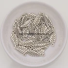 (50 шт.лот) тибетский серебряный европейский шарм кулон в форме листа из цинкового сплава Размер 19x6,5 мм ZN3919B