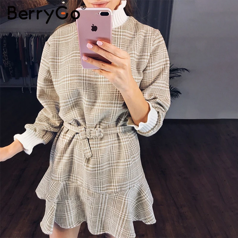BerryGo Элегантное платье в клетку женское коротким трикотажным платьем женское с рюшами и винтажными осенними офисными дамскими платьями