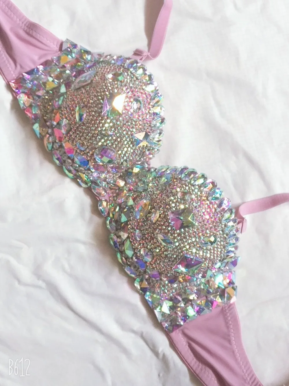 

2019 vacation diamond new bikini set bling stones sexy women swimwear rhinestone bathing suit Jacket mature lady Bras swim