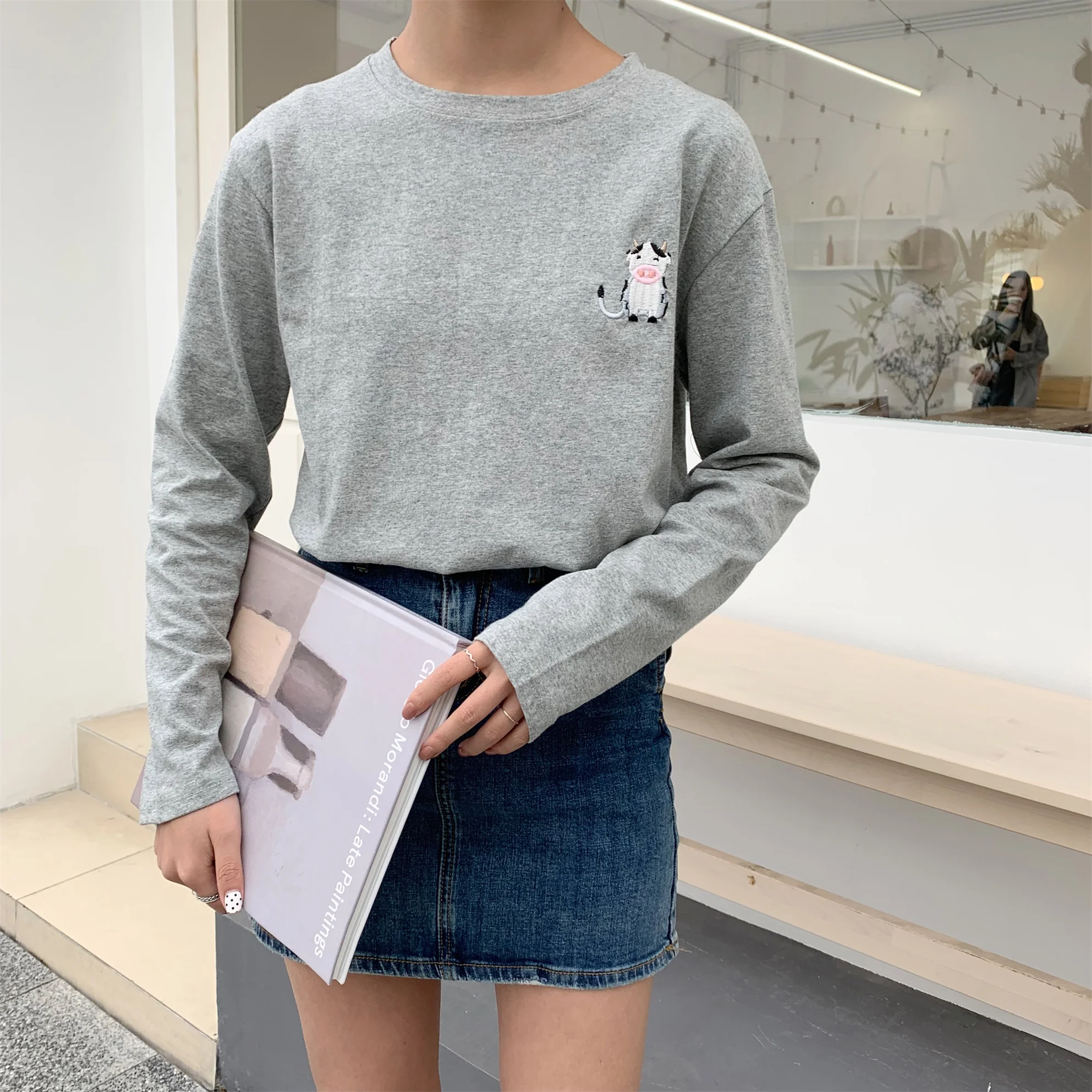 С рисунком из мультфильма, с нашивками в виде животных Женская Футболка harajuku Kawaii забавная Базовая хлопковая футболка на осень в Корейском стиле Chic свободные с длинным рукавом Femme