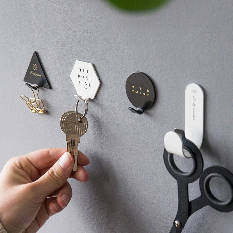 Креативный крепкий клей кованый железный маленький крючок для пальто настенный