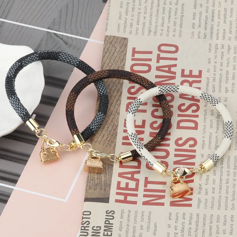 

2020 Fashion Women Leather Bracelet Simple All-Match OL Women Bangle New Handbag Earring Bracelet Love Jewelry