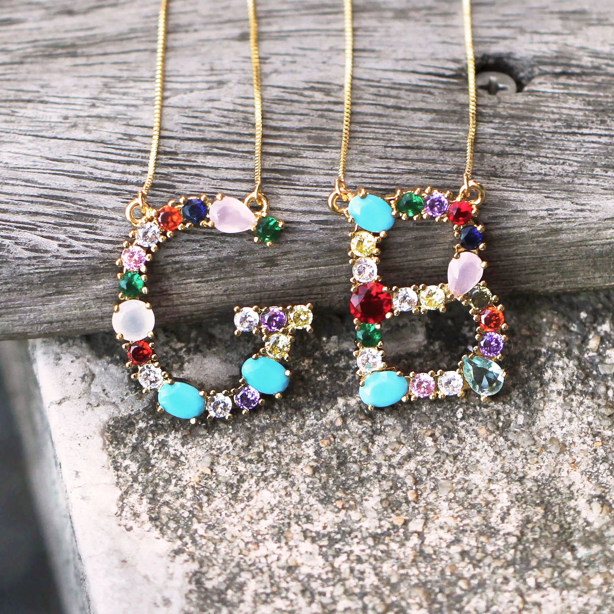 1 шт. Новое модное женское ожерелье с подвеской буквами микро Радуга кубическим