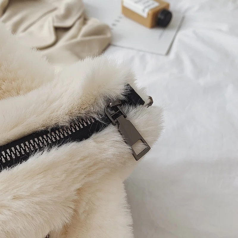 

Women Shoulder Bucket Bags Chain Crossbody Bag Faux Fur Plush Tote Bags