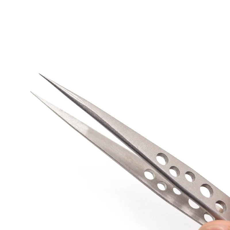 Перфорированная нержавеющая сталь камеры локоть с заостренными носками обувь