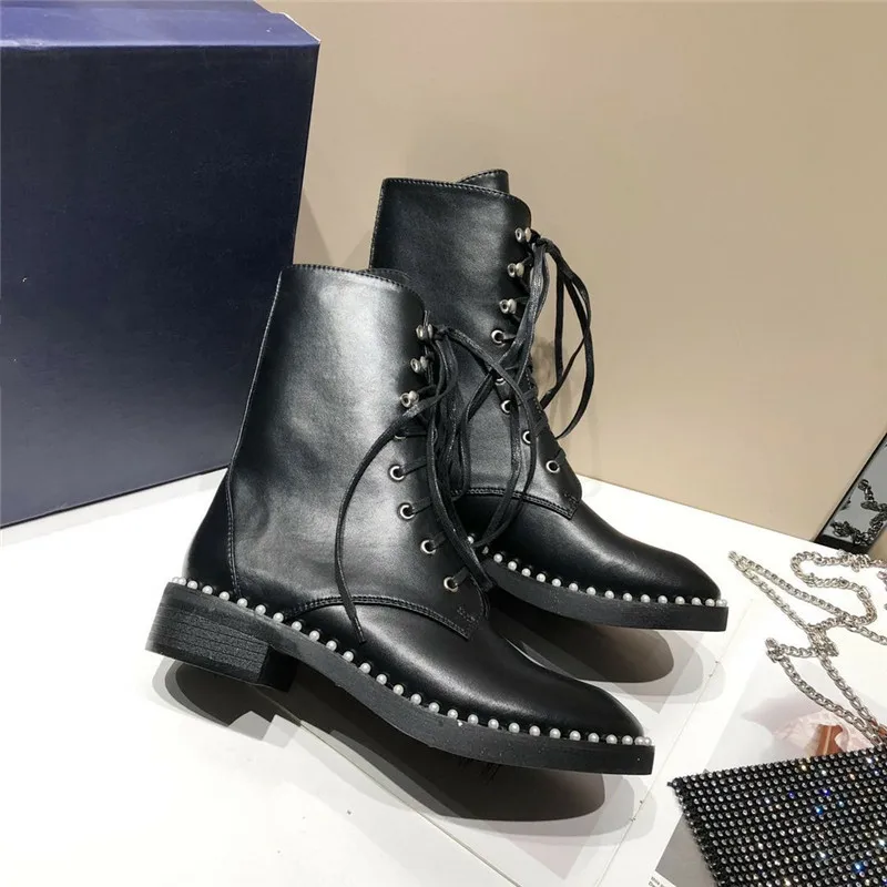 

2020 New Fashion Pearl Trim Short Boots Women Genuine Leather Lace Up Rome Round Toe Med Calf Woman Shoes Desginer Luxury Brand