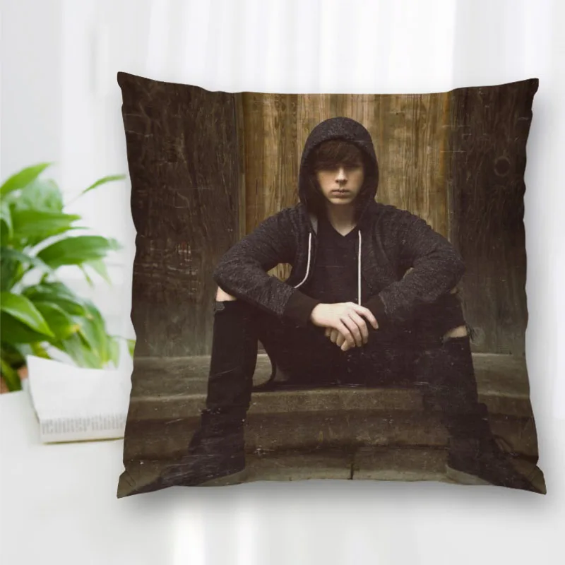 Изготовленный На Заказ актера Чандлер Риггс подушка чехол полиэстер