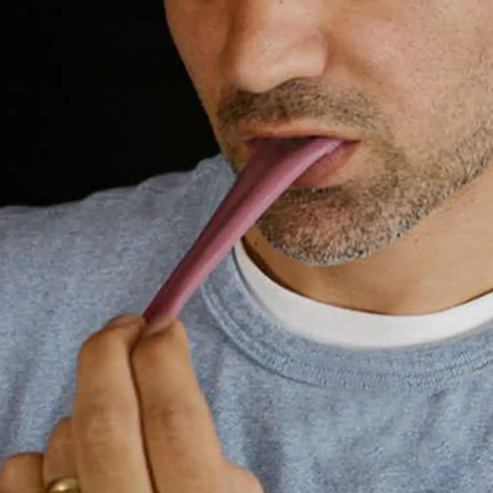 

2020 Realistic Pierced Fake Tongue Magic Tricks Prop Halloween Joke Prank Horrific Tool Horror Funny Decompression Toy