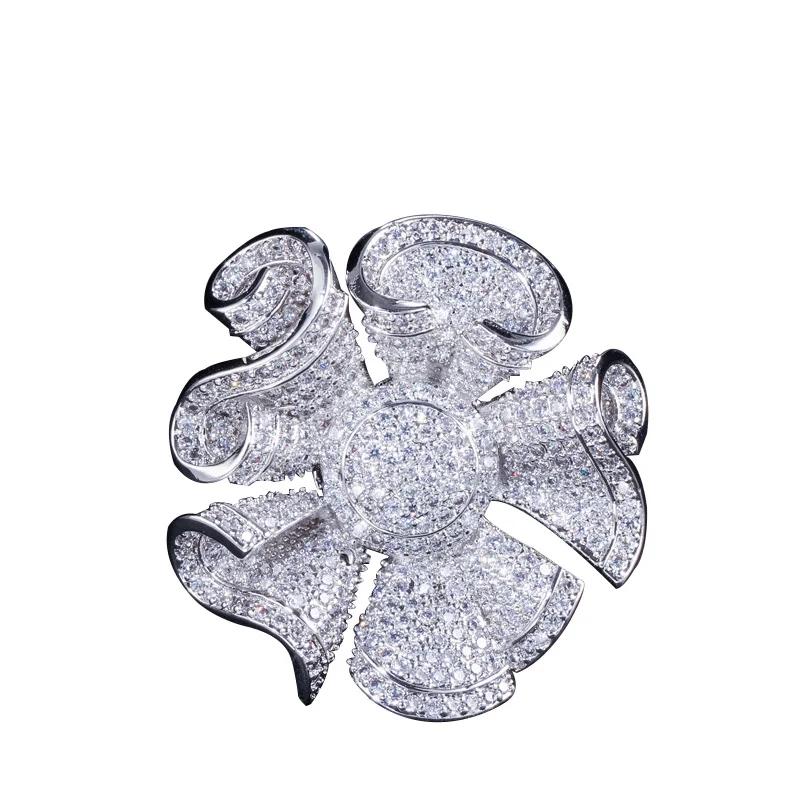 

Elegant and generous women's ring fashion gifts for weddings in Europe and America