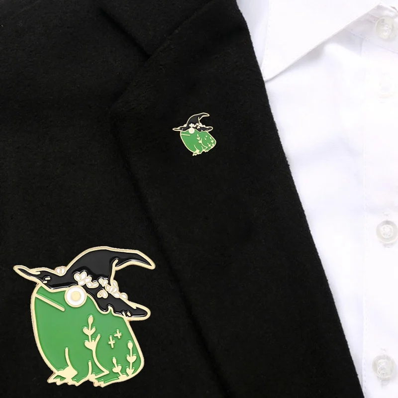 Лягушка со шляпой эмаль на булавке заказ лягушачий с капюшоном в виде шляпы