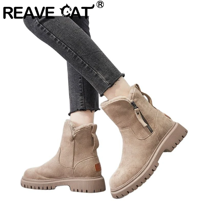 

Женские кожаные ботильоны REAVE CAT, Зимние теплые плюшевые полусапожки ручной работы на молнии, короткие сапоги из хлопка, F1425