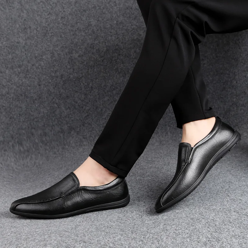 

Mens Shoes genuine leather Breathable Men's Loafers Slip On Solid Black brown shoes Soft Moccasins Fashion Brand Men Flats Shoes