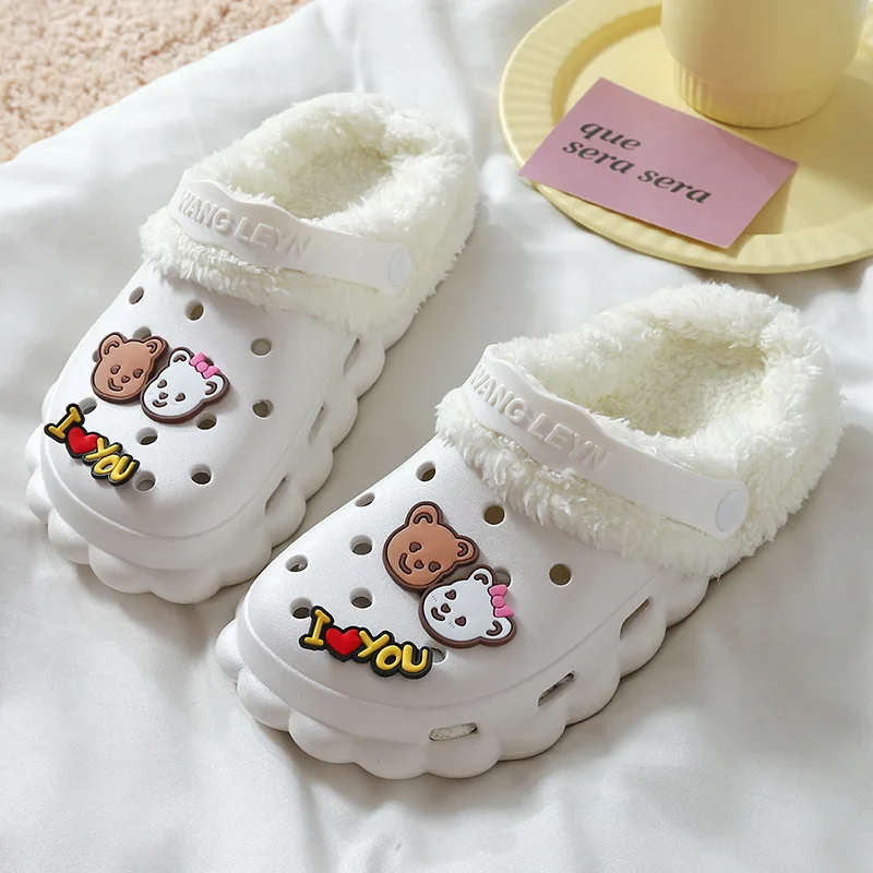 

New Cut Little Bear Winter Women Slippers Warm Cotton Plush Platform Clogs Holes Flat Lightweight Soft Female Fur Outdoor