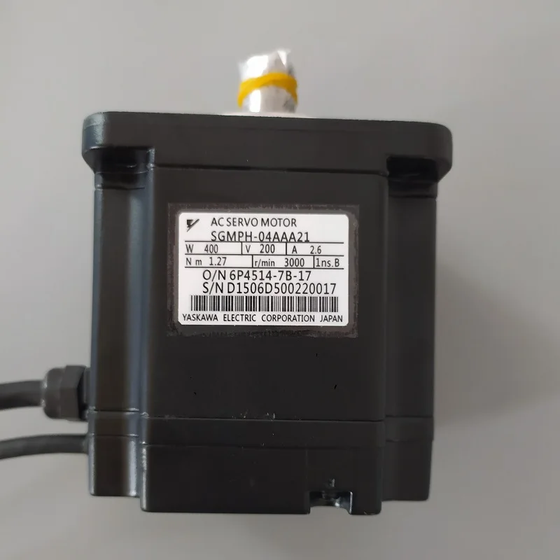 Сделано в Японии новый и оригинальный Серводвигатель yaskawa серводвигатель