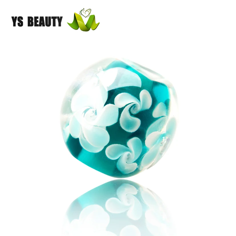 Маленькие бусины-вишенки браслет из бисера ручной работы украшения для дома