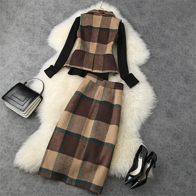 

Autumn Winter 3 Piece Suit Women Turn Down Collar Plaid Woolen Vest Knitting Pullover Top and Skirt Matching Set Vintage Outfit