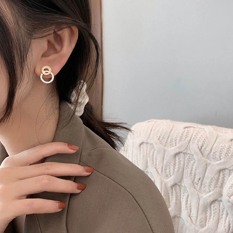 Двойные круглые кольца изысканные индивидуальные серьги клипсы асимметричные