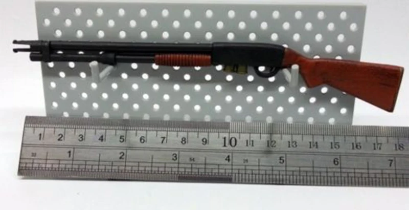 Модель оружия солдатика США 1/6 Игрушечная модель пистолета-распылителя