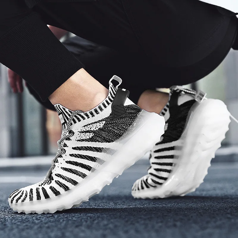 

2020 Hot Sale New Style Mesh Men Casual Shoes Comfortable Breathable Sneakers Men Lace-up Lightweight Walking Man Shoes