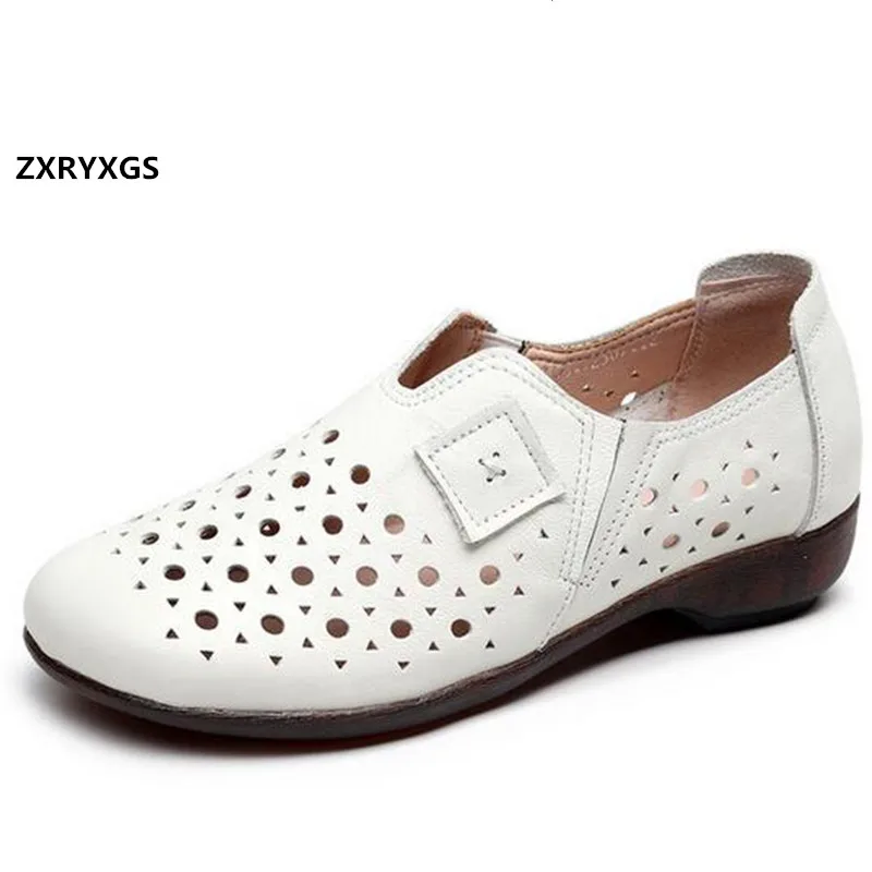 

ZXRYXGS Plus Size Breathable Sandals Hole Hole Shoes Woman Flats Genuien Leather Shoes Spring Summer Soft Comfort Casual Shoes