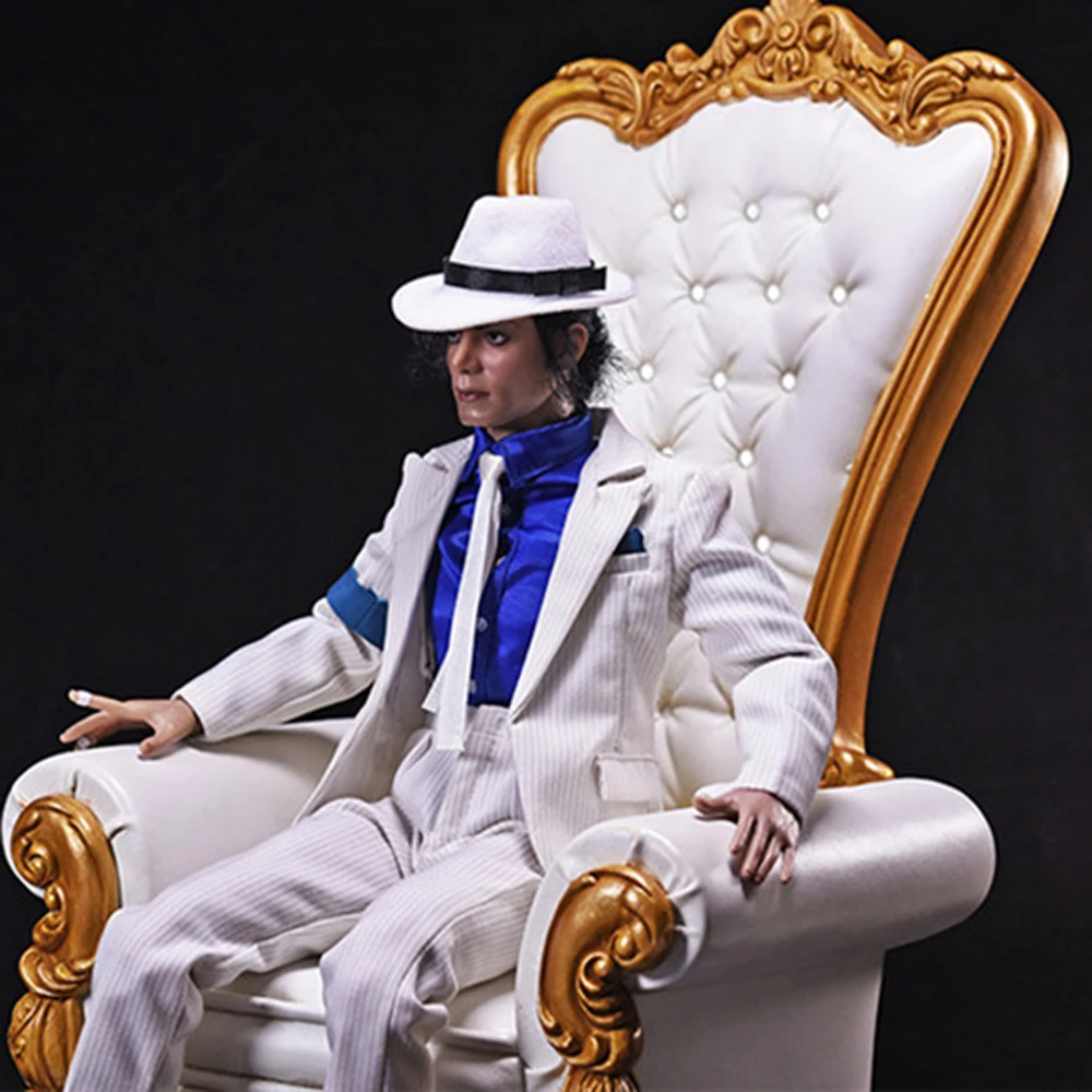 Hot Figure Accessory Furniture 1:6 Scale European Queen Sofa Chair Model W Crystal Sofa Model Toys