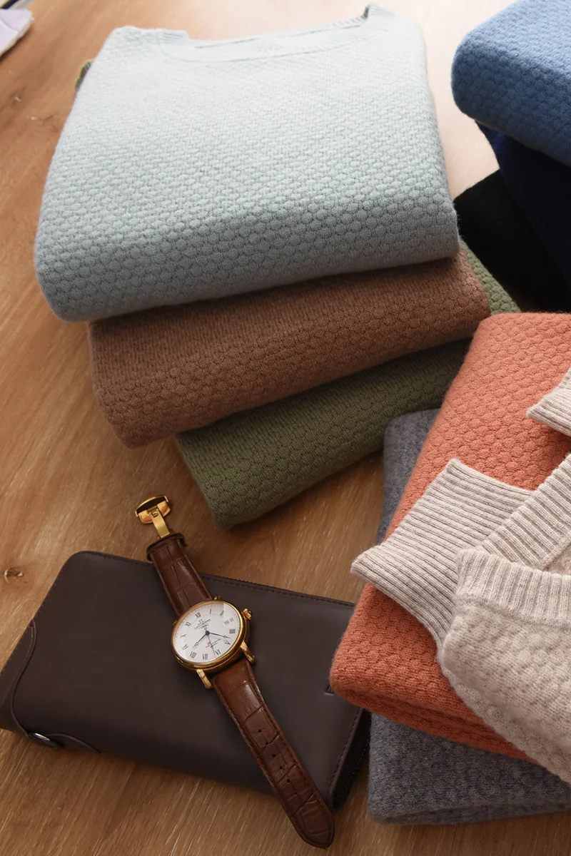 

2020 autumn/winter new 100% cashmere sweater men's round collar loose knit sweater solid color Korean version of the bottom