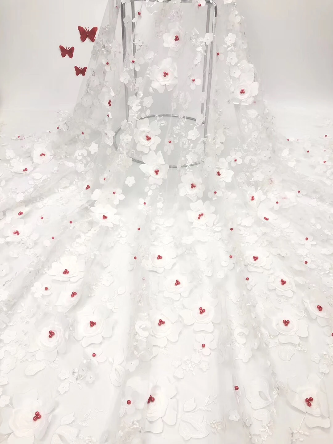 

African lace fabric with beads 3d lace fabric 2019 high quality lace Nigerian French lace fabric wedding dress J0344