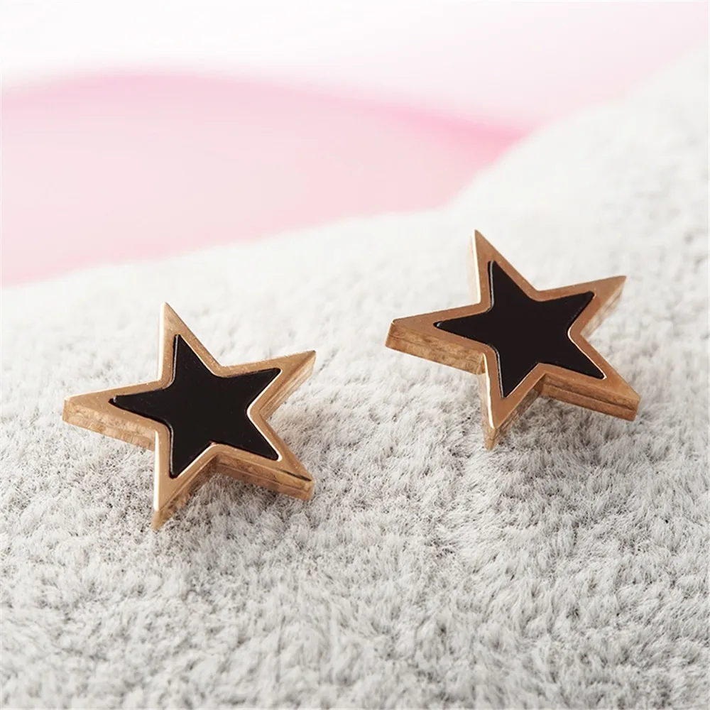 Женские Простые черные серьги с пятиконечной звездой в Корейском стиле |