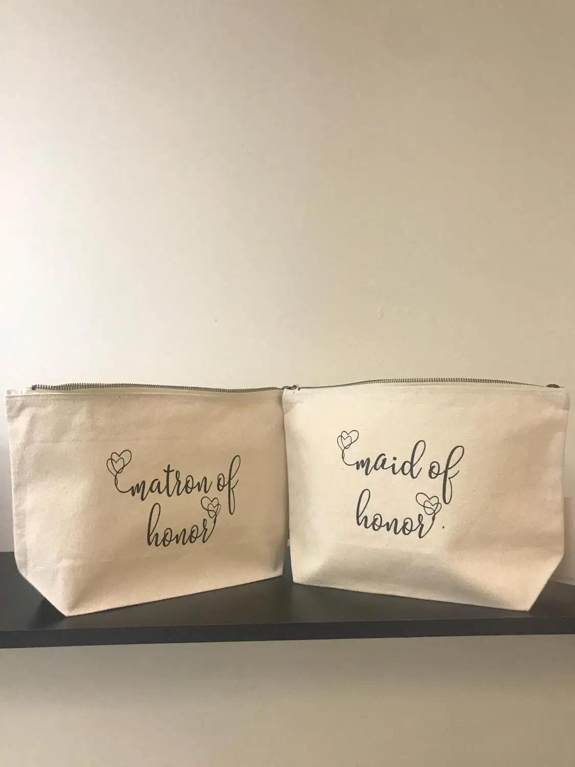 Золотые сумки для макияжа подружки невесты с именем на заказ косметичка