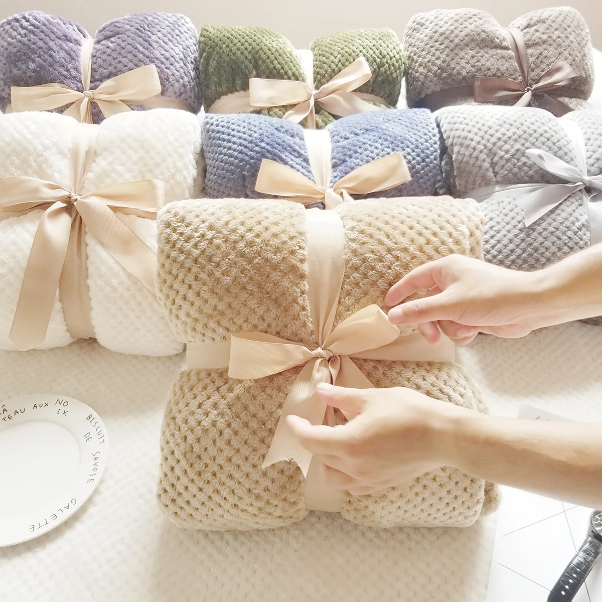 Фланелевое Флисовое одеяло мягкое обычное плюшевое покрытие для кровати дивана