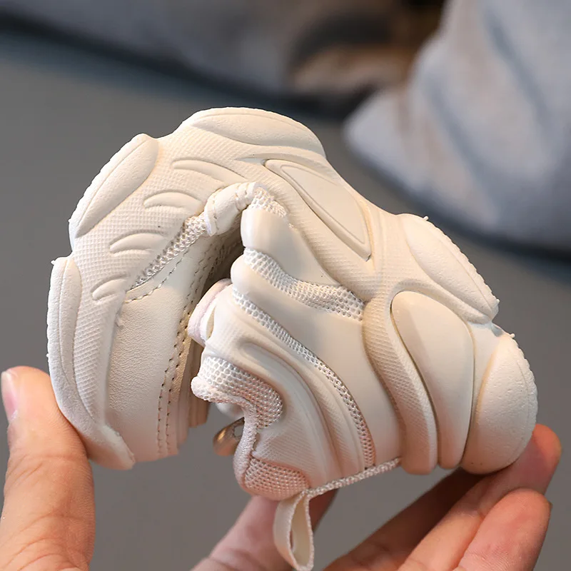 Детские кроссовки на массивной подошве Осенние однотонные черные розовые