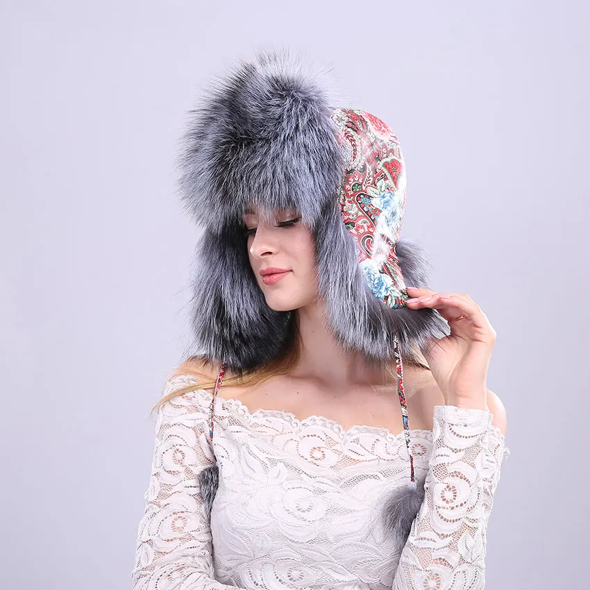 Качественная шапка для сноуборда icми из серебристого и синего лисьего меха