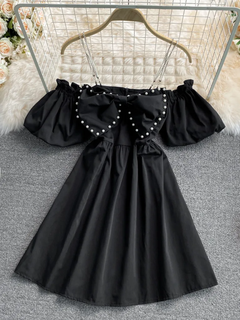 

French INS White Black Sexy Off Shoulder A-line Dress 2021 Summer Women New Suspender Strap Sleeveless Backless Dress