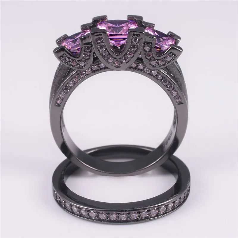 Женский комплект колец из серебра 925 пробы и золота с искусственным бриллиантом |