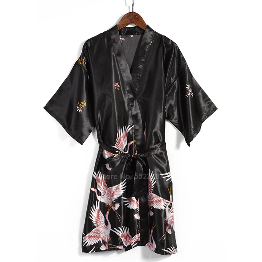 Комплект пижамный женский атласный из 5 предметов шелковая ночная рубашка с