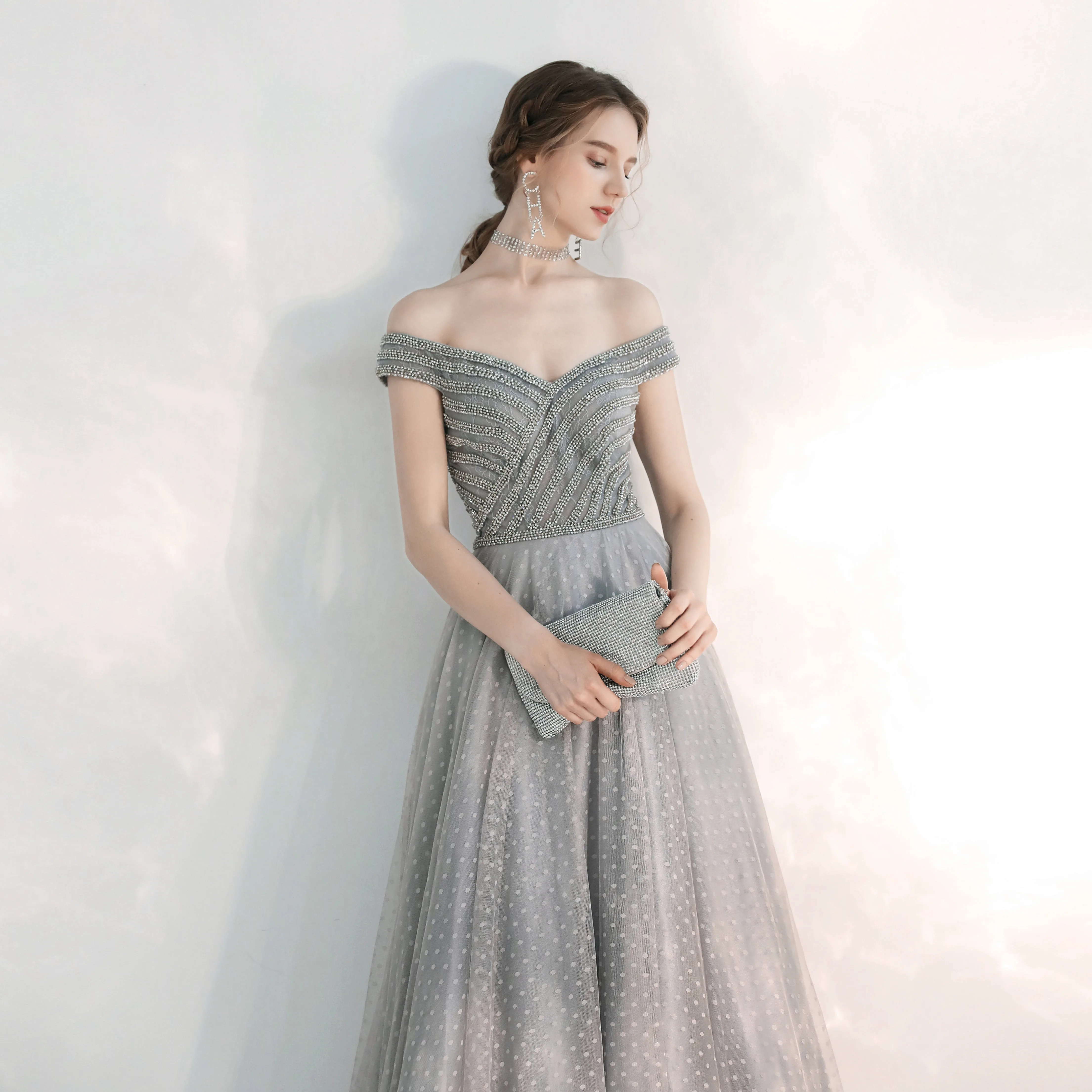 

Женское свадебное платье с открытыми плечами, маленькое платье с открытыми полями для ужина, 2020