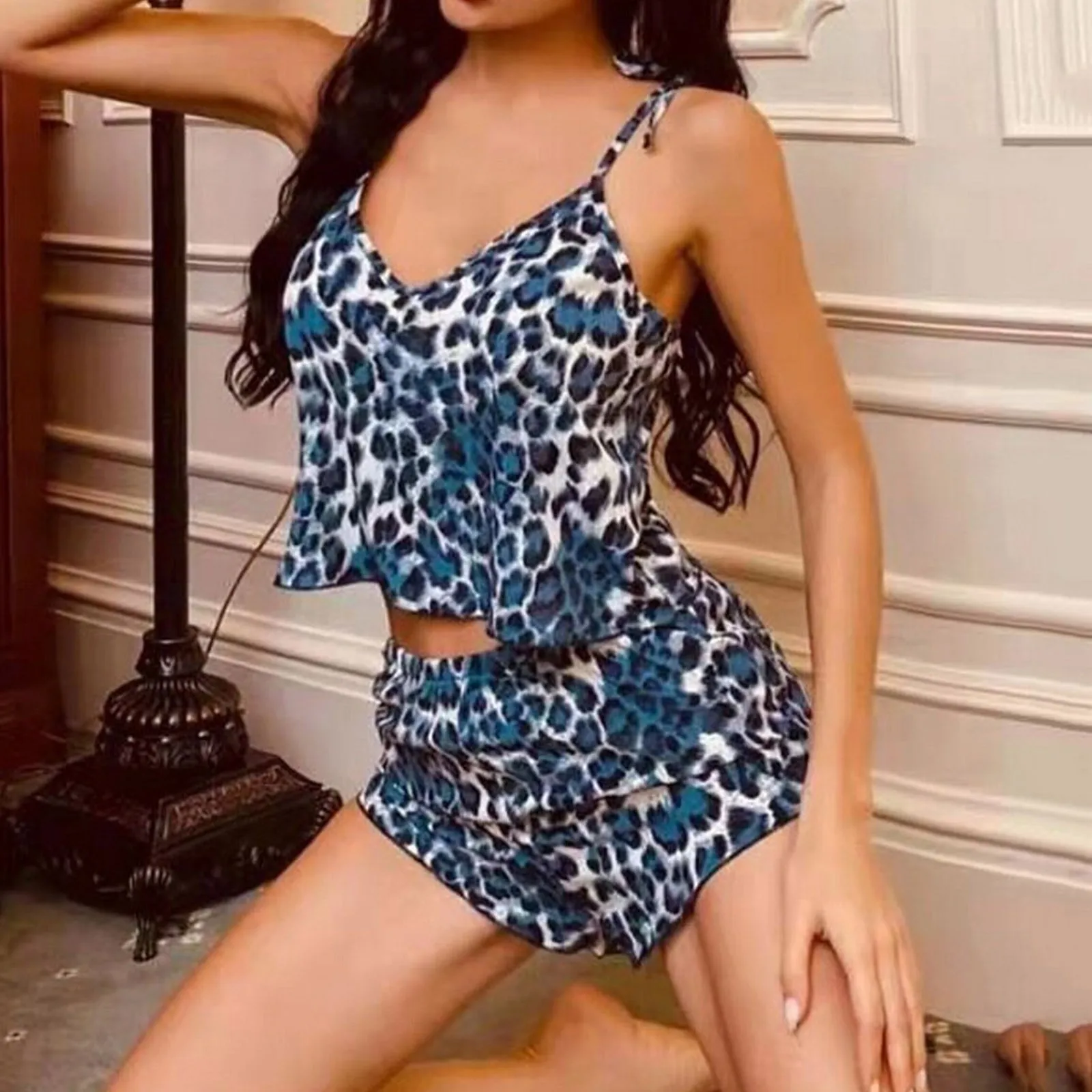 

Ladies Sleepwear Women's Pajamas Leopard Pattern Print Pyjamas Satin Pijama Sexy Underwear Nightie Shorts 2pcs Pajama Sets Suit