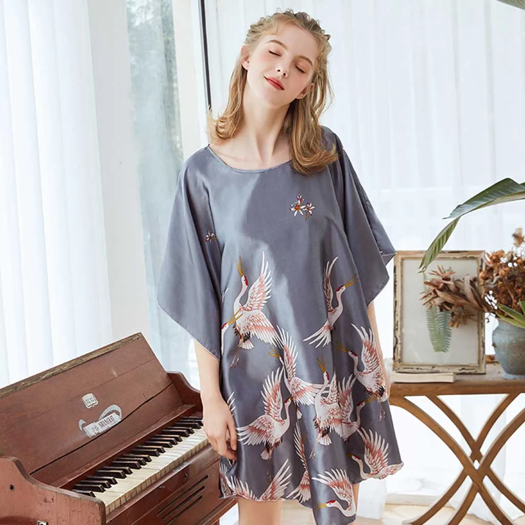 Красная Женская Сексуальная атласная ночная рубашка плюс размер свободный